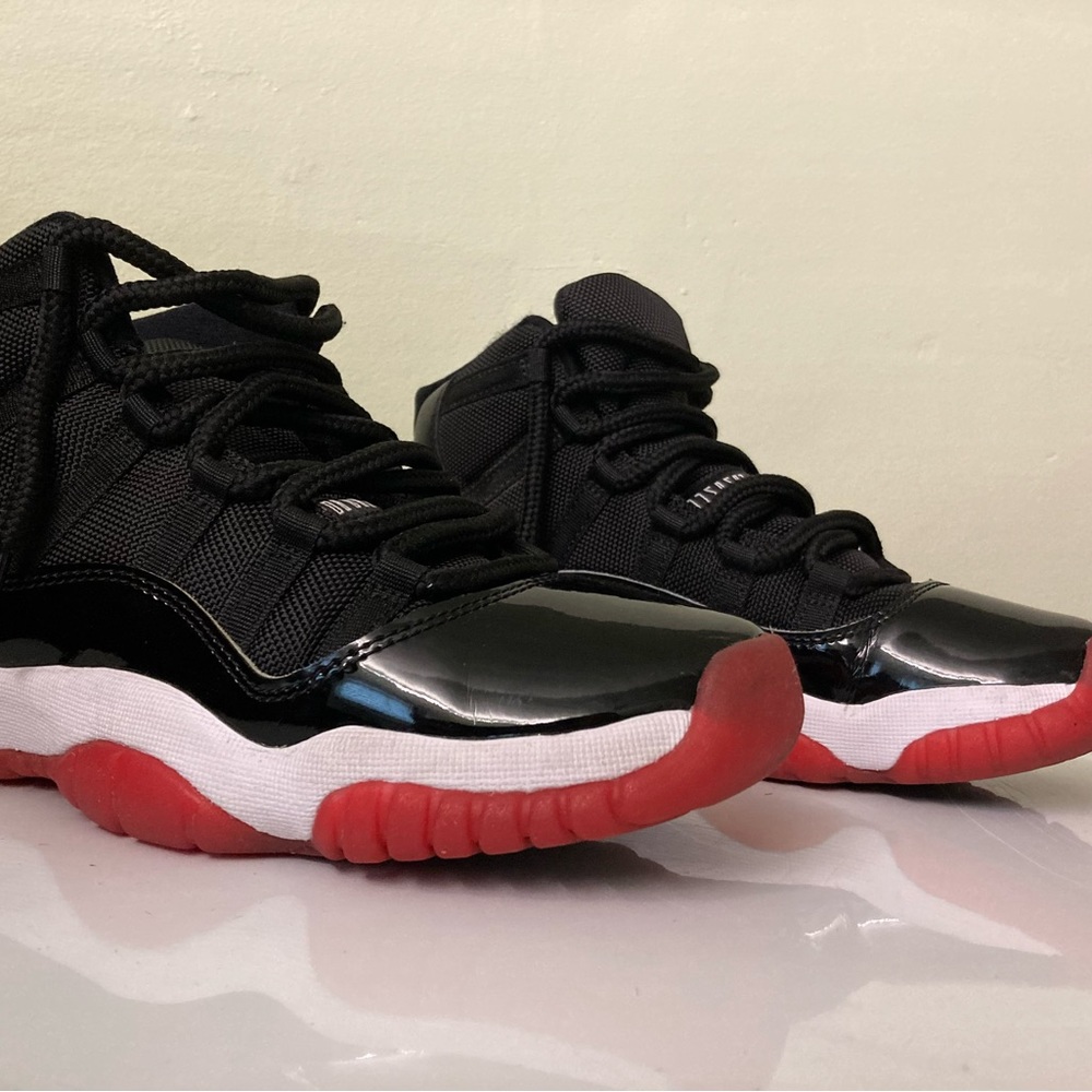 Jordan 11 Bred Shoes